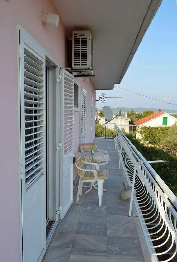 Apartment Kukljica 8277C
